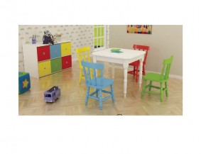 Conjunto Mesa Infatil de Criança Torneada 0.60 x 0.60 Quadrada com 04 Cadeiras Torneadas